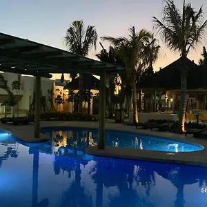 Сasa de vacaciones Casa Nueva De Lujo Frente A La Alberca